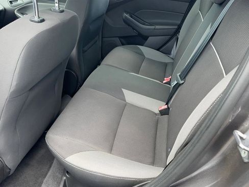 Used 2012 Ford Focus SE image 29