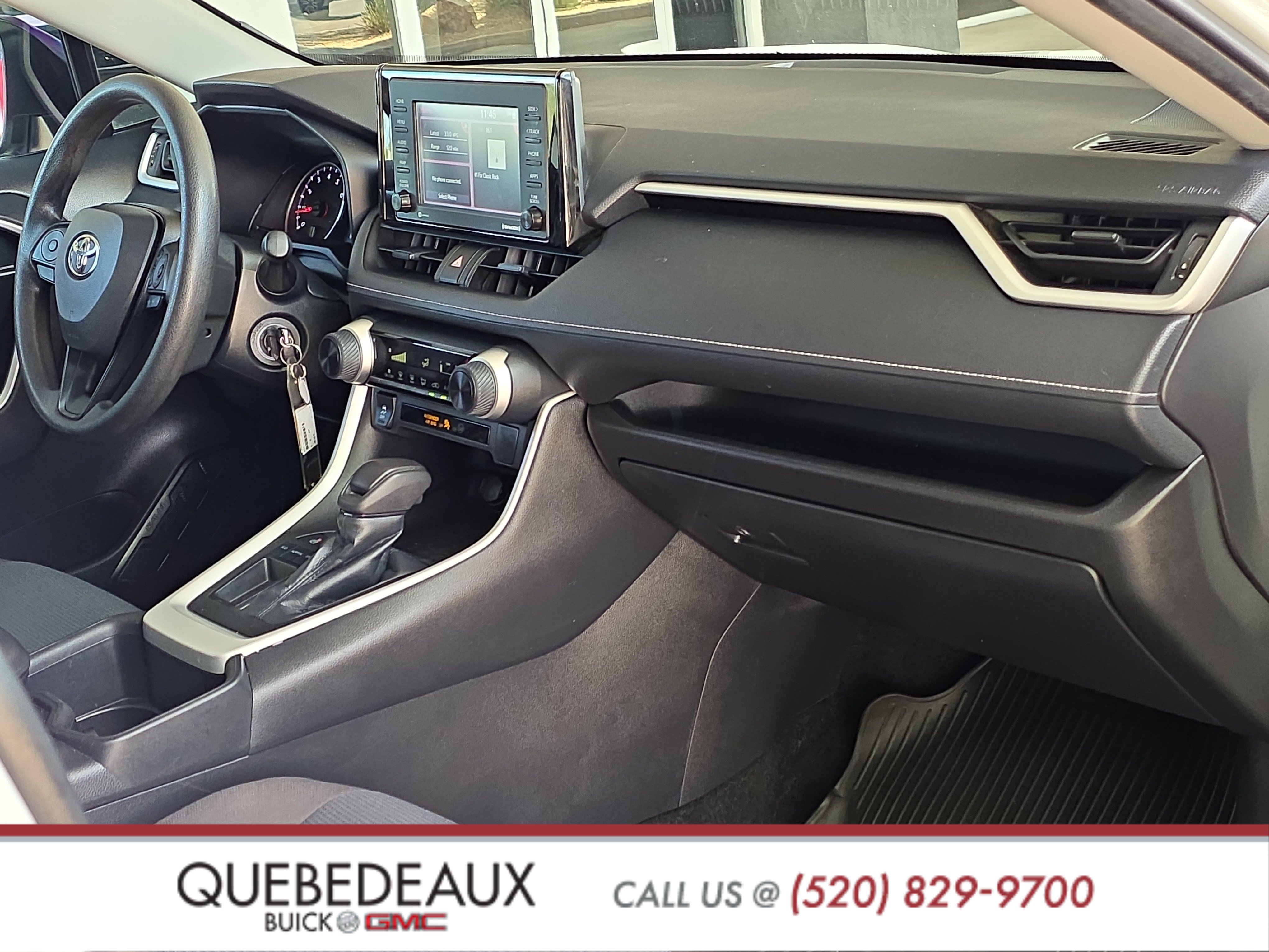 Used 2022 Toyota RAV4 LE FWD image 26