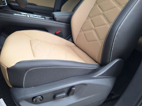 New 2026 Volkswagen Atlas Cross Sport SE image 10