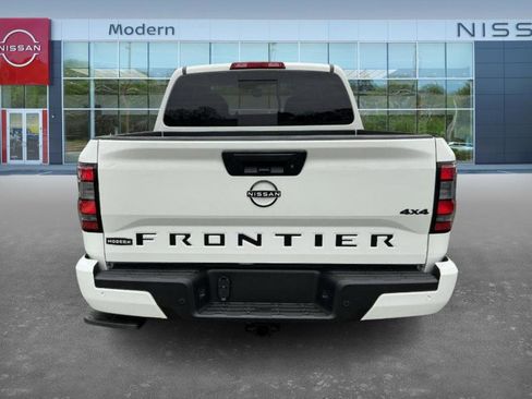 New 2026 Nissan Frontier SV image 3