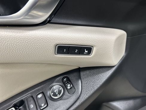 Used 2019 Honda Accord EX-L image 14