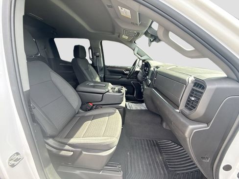 Used 2025 Chevrolet Silverado 1500 LT RWD image 29