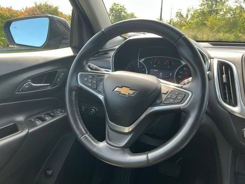 Used 2022 Chevrolet Equinox LT AWD/4WD image 20