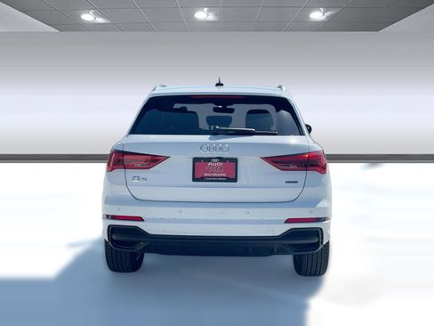 New 2025 Audi Q3 2.0T Premium image 10