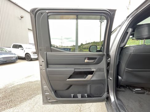 Used 2025 Toyota Tundra Limited w/ TRD Off-Road Package AWD/4WD image 28