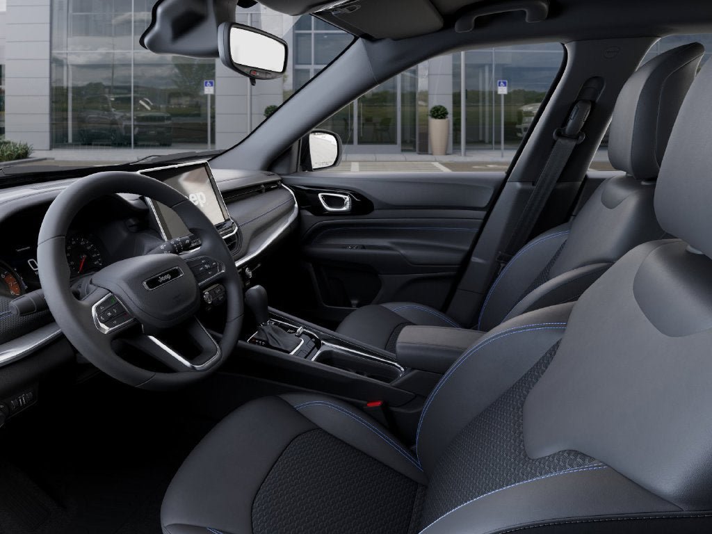 New 2026 Jeep Compass Latitude AWD/4WD image 23