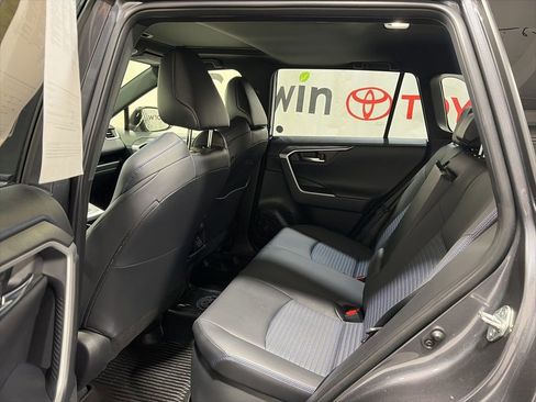 Used 2023 Toyota RAV4 XSE AWD/4WD image 21