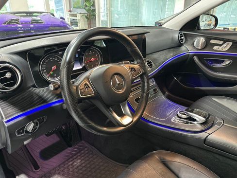 Used 2018 Mercedes-Benz E 300 4MATIC image 3