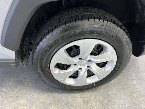 Used 2025 Toyota RAV4 LE FWD image 9