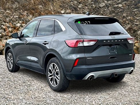 Used 2020 Ford Escape SEL image 12