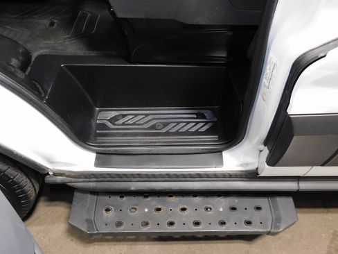 Used 2019 Ford Transit 250 148 Medium Roof image 25