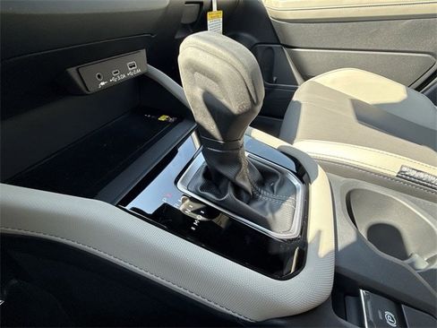 New 2025 Subaru Forester Limited image 20
