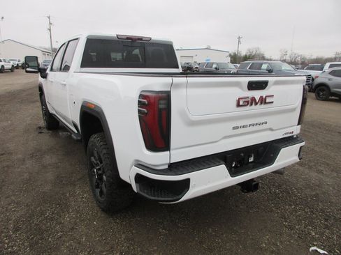 New 2026 GMC Sierra 3500 AT4 image 9