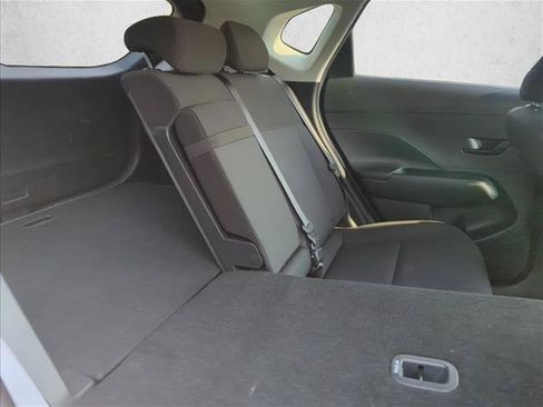Used 2025 Hyundai Kona SEL FWD image 26