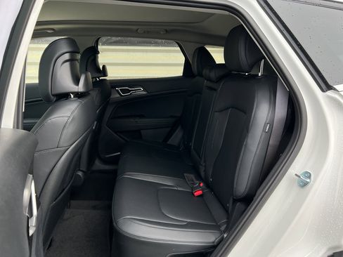 New 2026 Kia Sportage EX w/ EX Panoramic Sunroof Package image 13