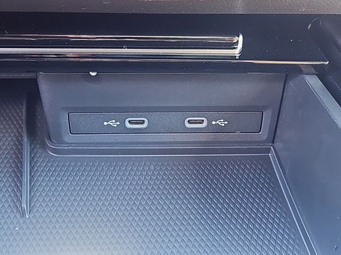 New 2026 Volkswagen Atlas Cross Sport SEL Premium R-Line image 14