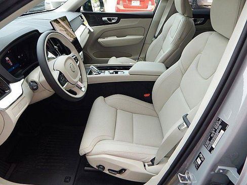 New 2026 Volvo XC60 B5 Ultra w/ Protection Package Premier AWD/4WD image 14