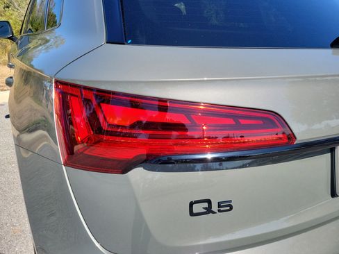 Used 2023 Audi Q5 2.0T Premium Plus w/ Premium Plus Package image 10