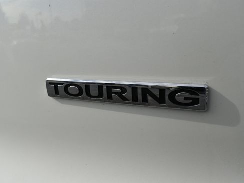 Used 2019 Honda Pilot Touring image 49