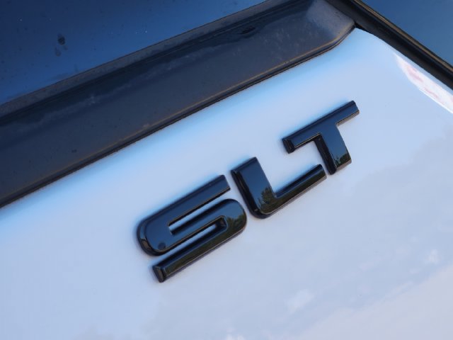 Used 2020 GMC Terrain SLT w/ Preferred Package FWD image 12