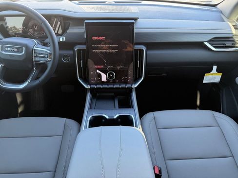 New 2026 GMC Acadia Elevation w/ Elevation Premium Package FWD image 17