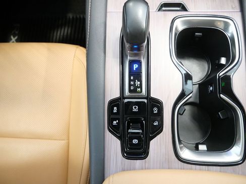 Used 2024 Lexus RX 350 Premium w/ Accessory Package (Z1) AWD/4WD image 36