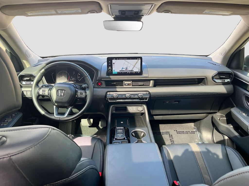 Used 2024 Honda Pilot Touring image 24