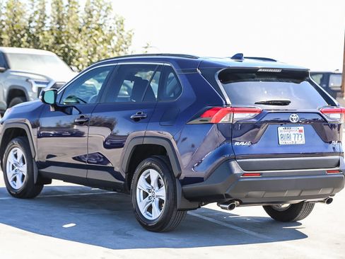 Certified 2021 Toyota RAV4 XLE w/ Carpet Mat Package (TMS) FWD image 8