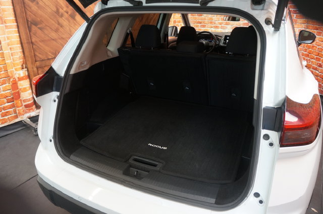 Certified 2025 Nissan Rogue SV AWD/4WD image 37