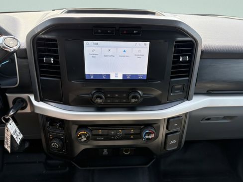 Used 2021 Ford F150 XLT AWD/4WD image 14