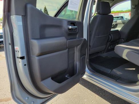Used 2023 Chevrolet Silverado 1500 Custom AWD/4WD image 19
