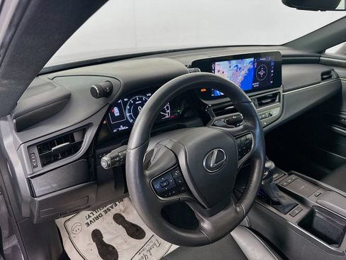 Used 2022 Lexus ES 350 w/ Premium Package FWD image 9