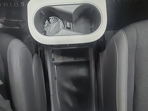 Certified 2024 Hyundai Ioniq 5 SEL AWD/4WD image 28