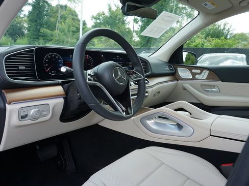 Certified 2024 Mercedes-Benz GLE 450e 4MATIC image 12