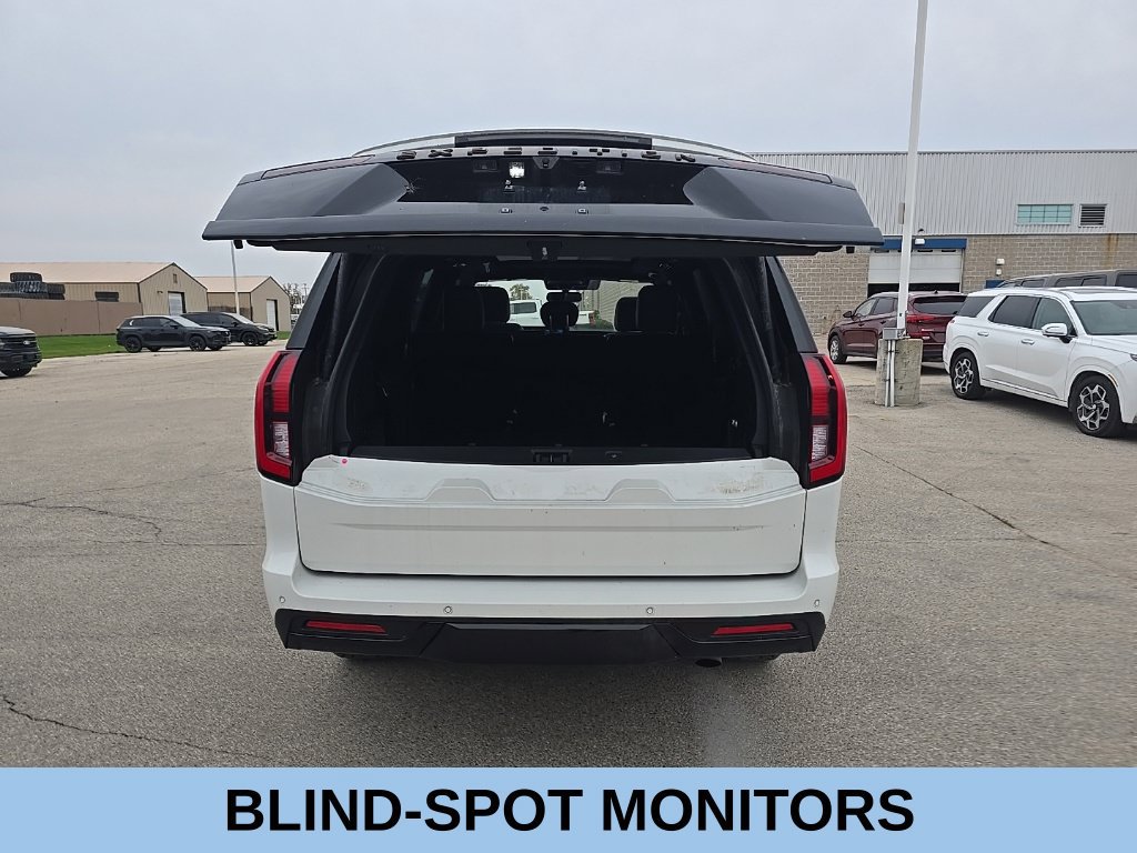 Used 2025 Ford Expedition Tremor AWD/4WD image 6