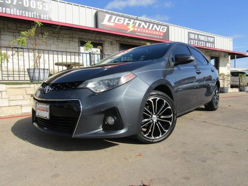 Used 2016 Toyota Corolla image 1