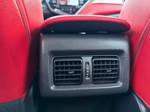 Used 2018 Toyota Camry XSE image 30