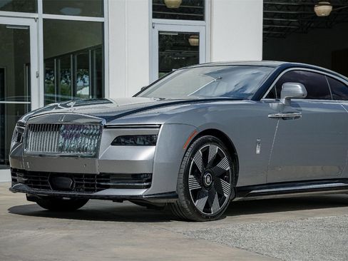 Certified 2025 Rolls-Royce Spectre w/ Spectre Launch Package image 15