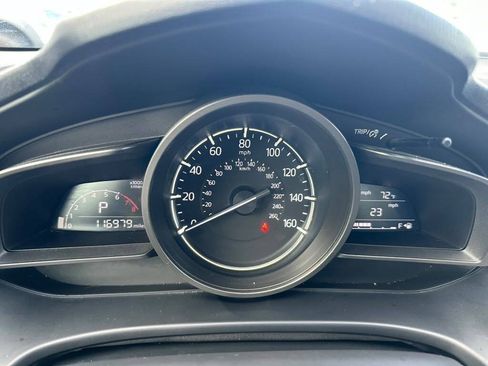 Used 2018 MAZDA MAZDA3 Touring FWD image 16