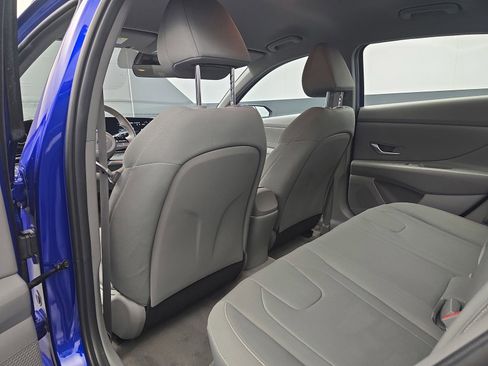 Used 2023 Hyundai Elantra SEL w/ Convenience Package FWD image 39