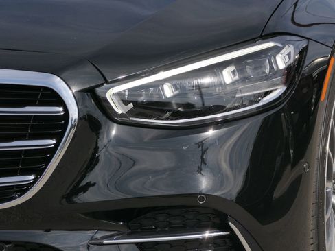 Used 2022 Mercedes-Benz S 580 4MATIC Sedan image 8