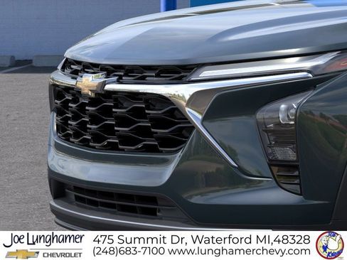 New 2026 Chevrolet Trax LT w/ Driver Confidence Package FWD image 13