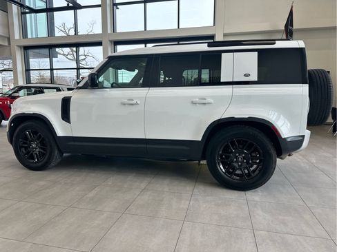 Used 2024 Land Rover Defender 110 S image 2