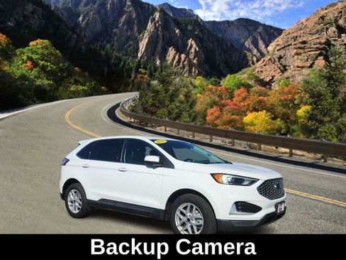 Used 2023 Ford Edge SEL image 5
