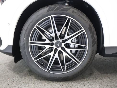 New 2026 Mercedes-Benz GLC 43 AMG 4MATIC image 5