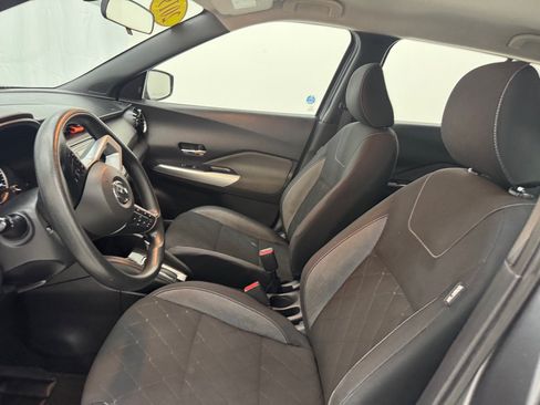 Used 2019 Nissan Kicks SV FWD image 24