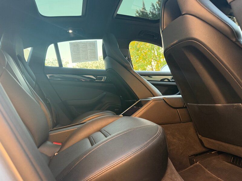 Used 2017 Porsche Panamera 4 AWD/4WD image 24