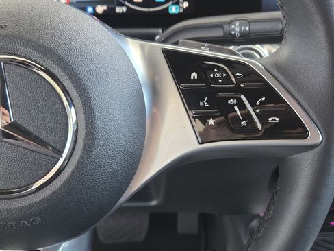 Certified 2026 Mercedes-Benz GLB 250 image 27