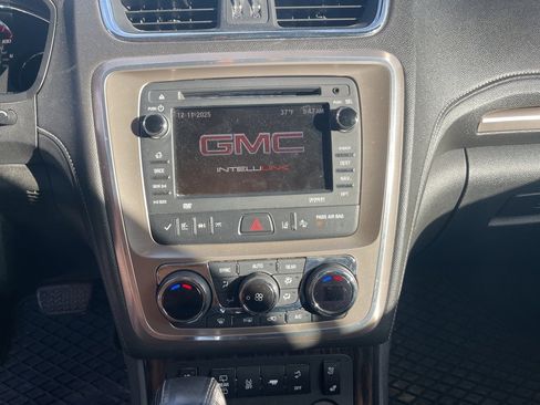 Used 2014 GMC Acadia Denali image 19