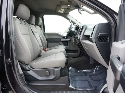 Used 2020 Ford F150 XLT image 21